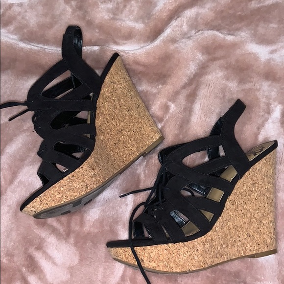 Fergalicious black lace up wedges, size 8 - Picture 2 of 3